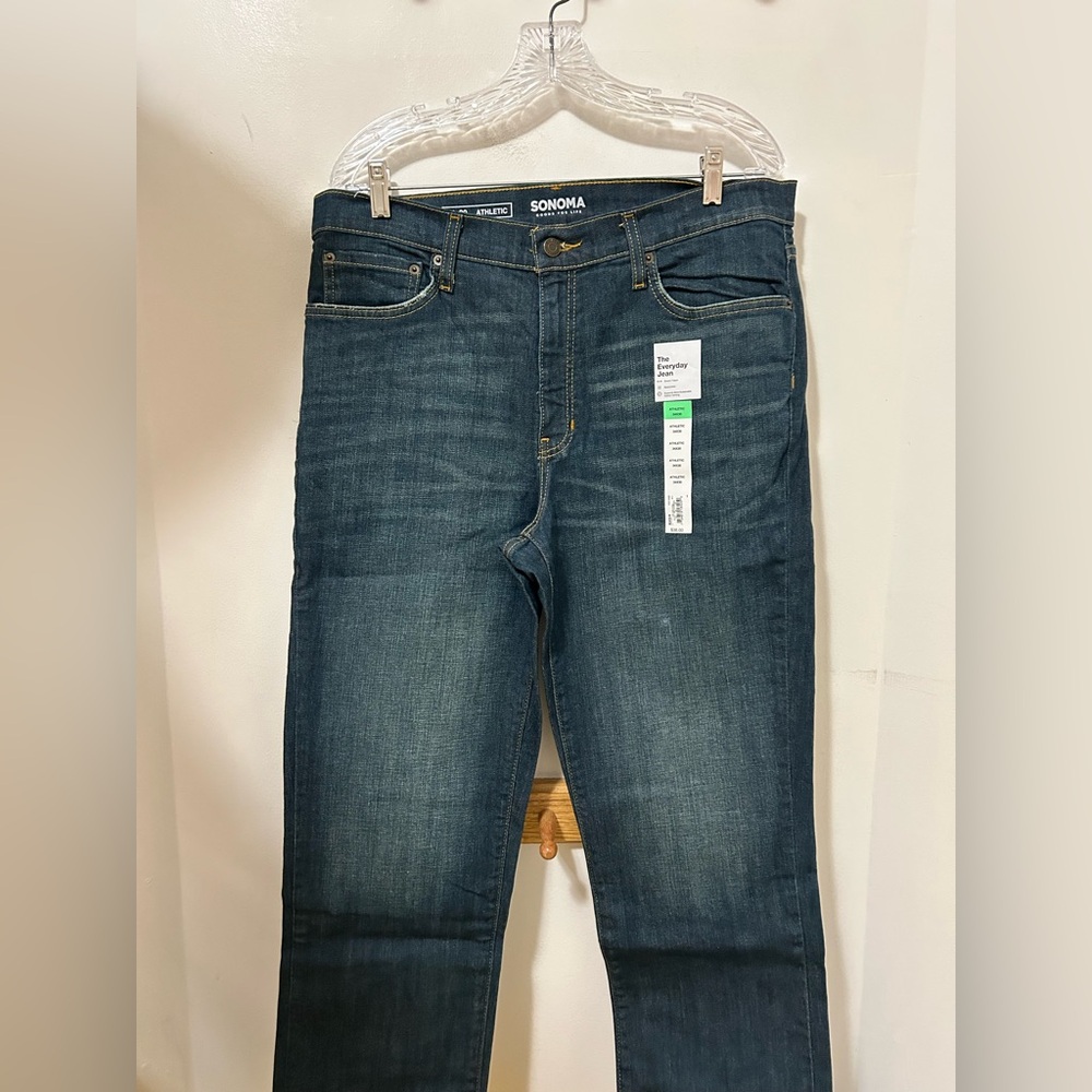Sonoma NWT Men’s The Everyday Jean Athletic Stretch Denim